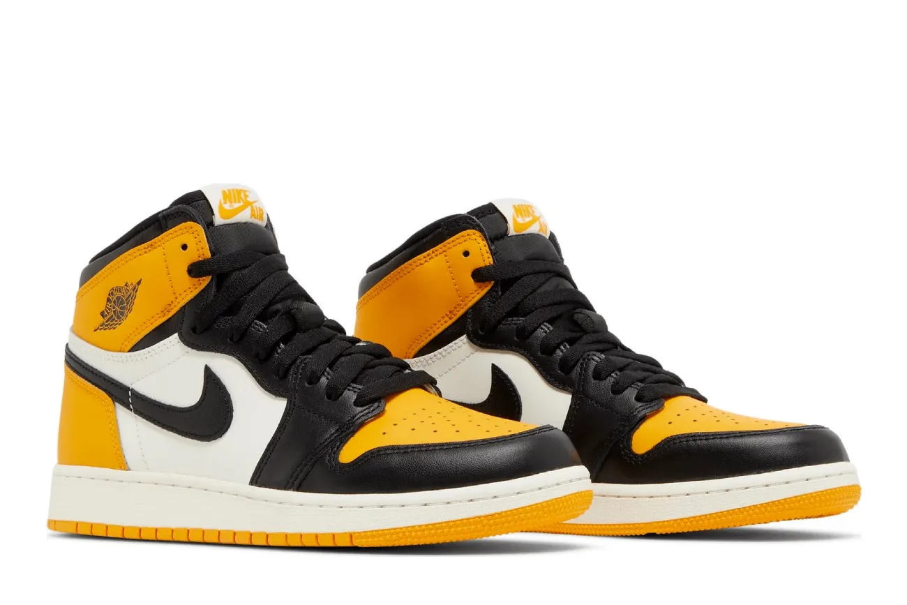 Air Jordan 1 Retro High OG 'Yellow Toe'