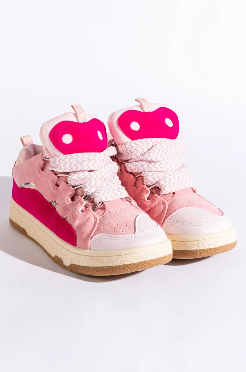 AKIRA ECLIPSE FLAT SNEAKER IN PINK