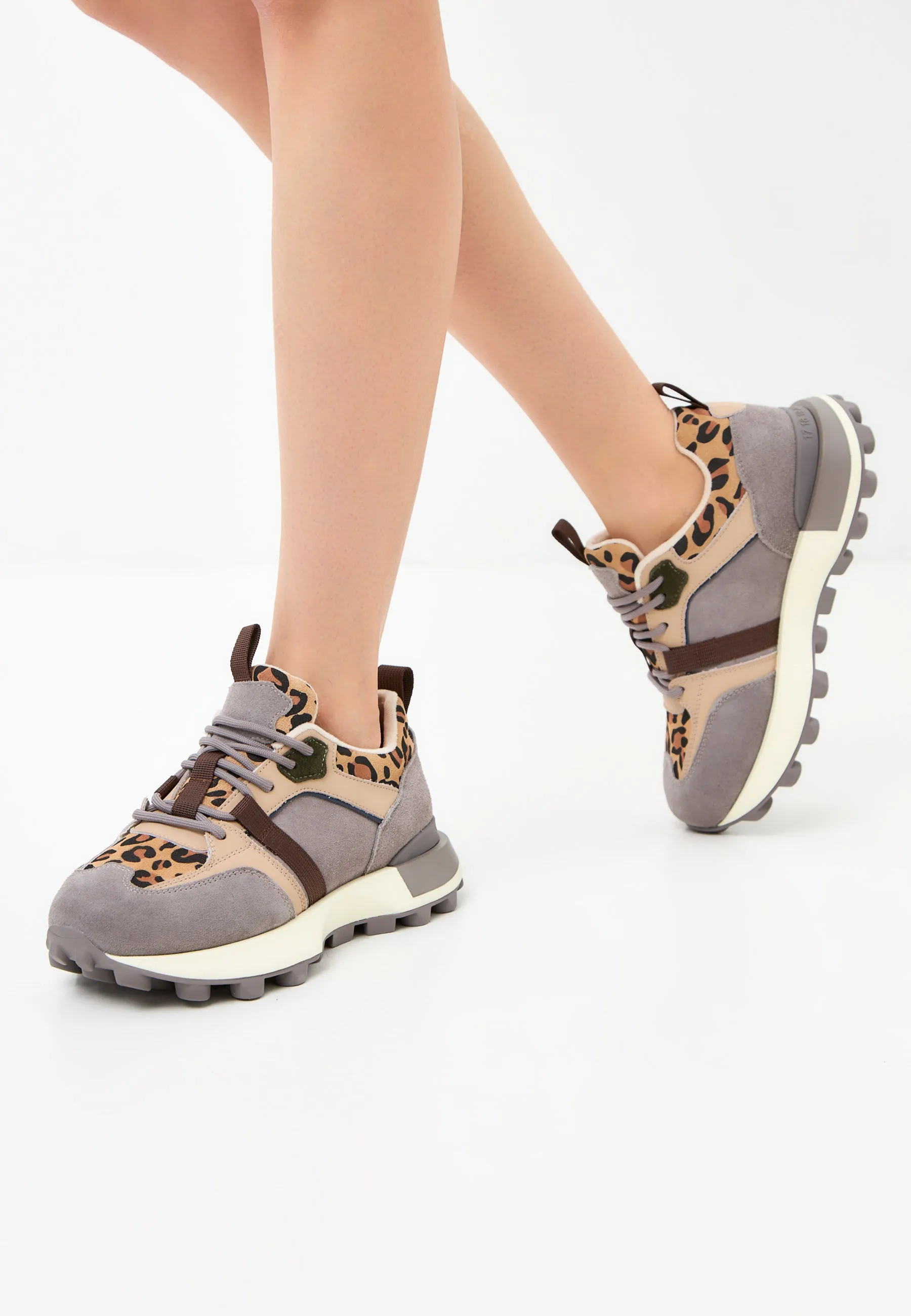 Chunky Platform Sneakers - Beige