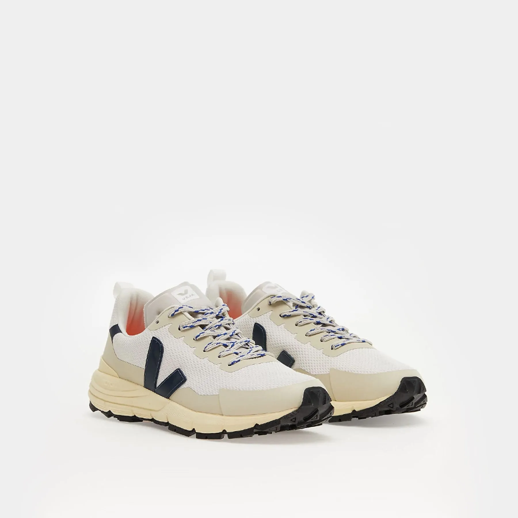 Dekkan Sneakers - Veja - White - Alveomesh