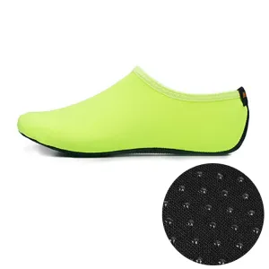 Non-slip Plastic Grain Texture Thick Cloth Sole Solid Color Diving Shoes and Socks, One Pair, Size:S (Fluorescent Green)