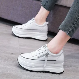 Retro Chunky Platform Sneakers with Zipper and Tassel Accent