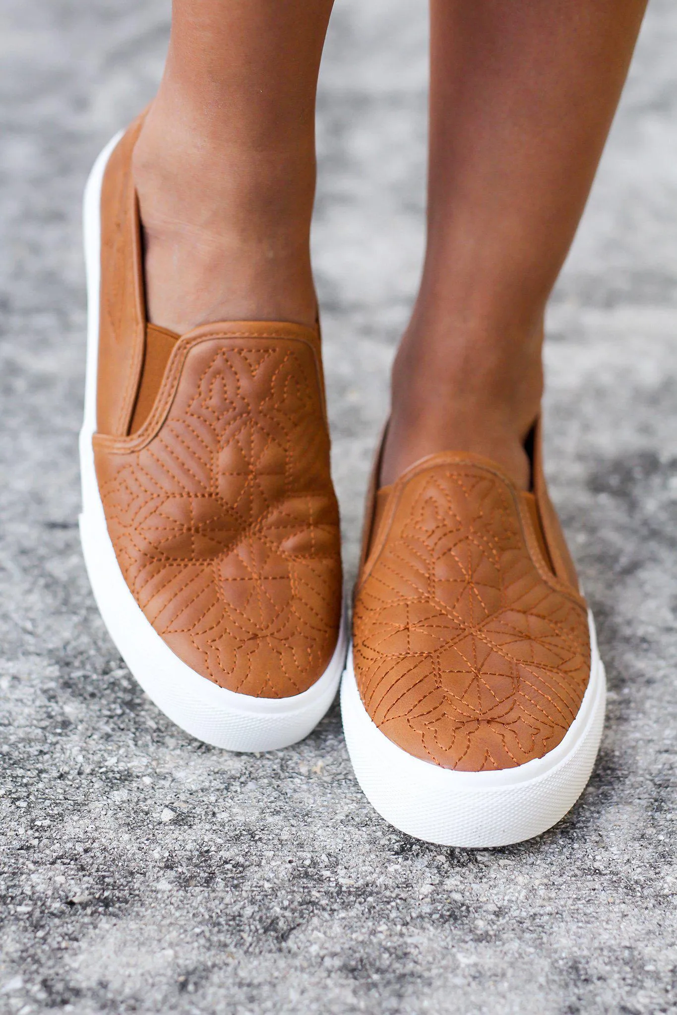 Sloan Tan Sneakers