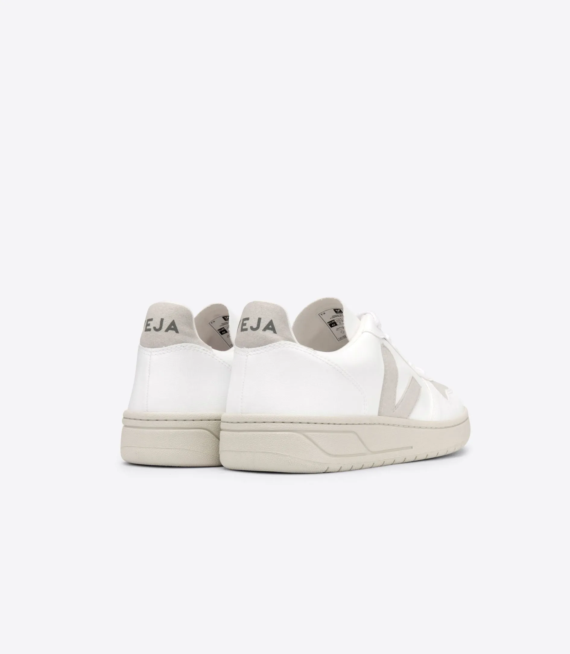 Veja - V-10 CWL in White Natural